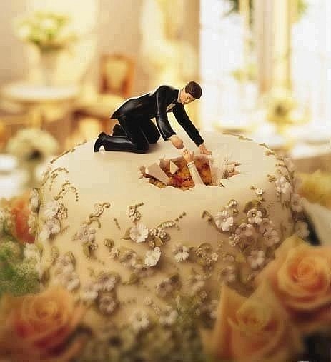 Свадебный топпер на торт с юмором