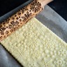 Скалка с узором Красивые снежинки. Рецепт печенья в подарок.