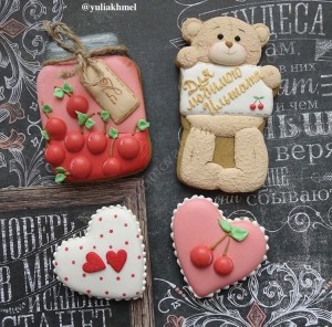 Медведь с конвертом. Форма для пряников с трафаретом.