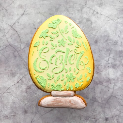 Трафарет "Easter. Пасхальное яйцо с надписью и цветами"